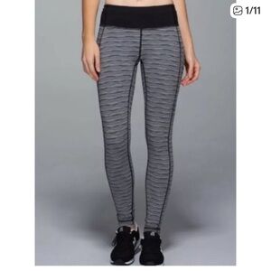 Lululemon Athletica Speed Tight II in Black and Gray size 6